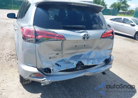 2018 Toyota Rav4 Xle from USA, damaged, VIN 2T3WFREV8JW513981